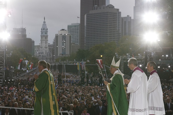 Pope Francis leaves in procession after celebrating the closing Mass of the VIII World Meeting of Families