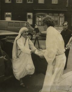 MotherTeresa with msgrs doyle and mannion